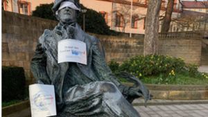 Scientist Rebellion verbindet in Bayreuth Statuen die Augen