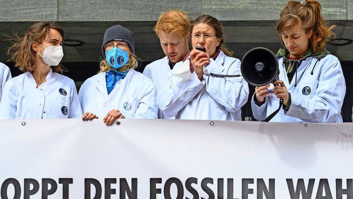 Scientist Rebellion: Warum eine Bayreutherin  im weißen Kittel protestiert