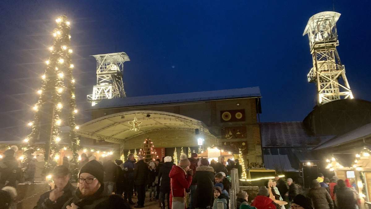 Weihnachtliche Stimmung beim Grubenadvent in Auerbach.
