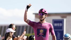 Radsport: Italiener Milan holt dritten Sieg beim Giro