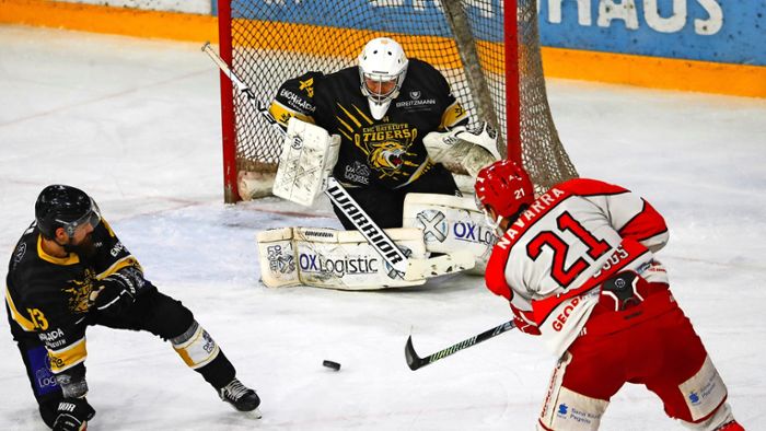 Eishockey-Landesliga: EHC und EVP  entspannt in die Playoffs