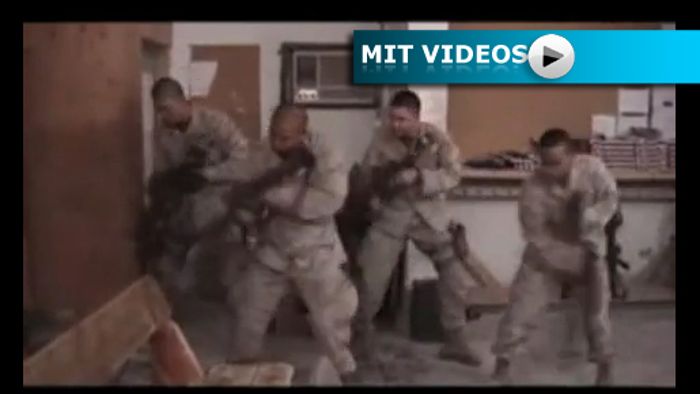 Tanzen im Krieg - US-Soldaten total Gaga bei Youtube
