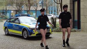 Bayern: Polizei bekommt wieder Hosen – allmählich