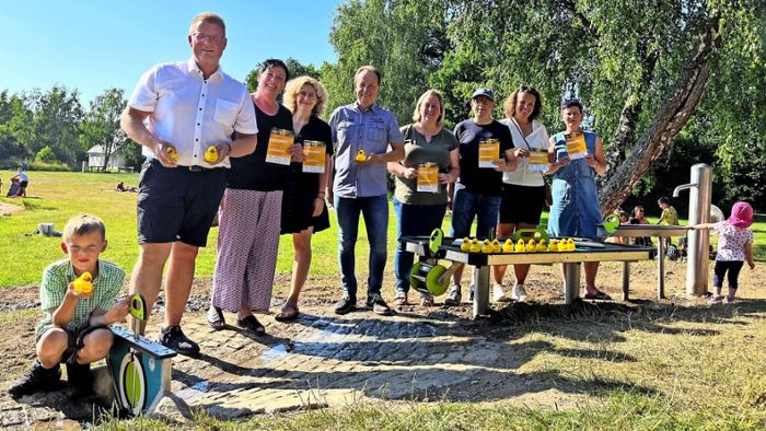 In Weißenstadt: Enten-Spaß finanziert Wasserspielplatz