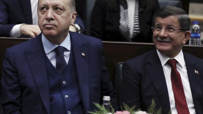 Konkurrenz für Erdogan: Davutoglu stellt neue Partei vor