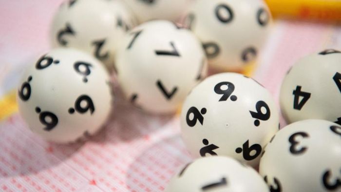 Sechs Richtige: Oberfranke gewinnt 700.000 Euro im Lotto