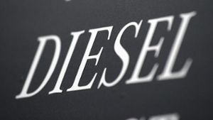 Diesel-Rückruf: Scheuer wirft Daimler 