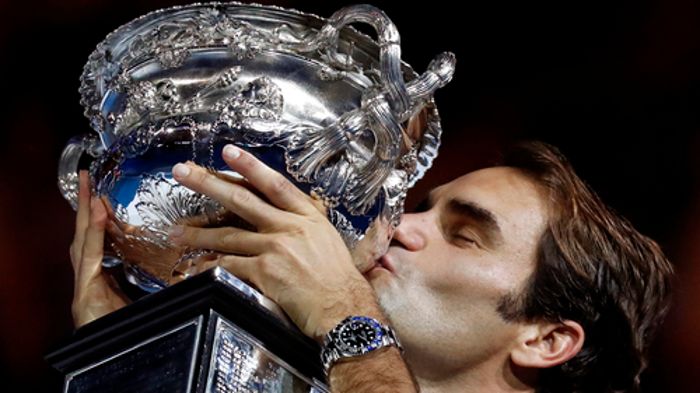 Federer ringt Nadal in fünf Sätzen nieder