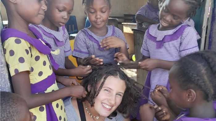 Freiwiligendienst: Bayreutherin arbeitet an Schule in Ghana