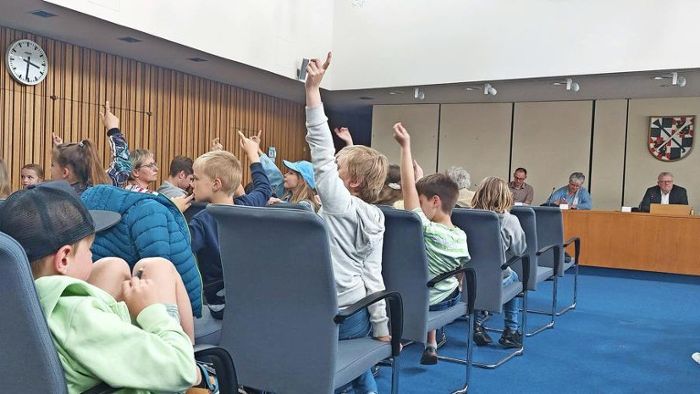 Bayreuth: Kinder finden Schulen alt und stinkig