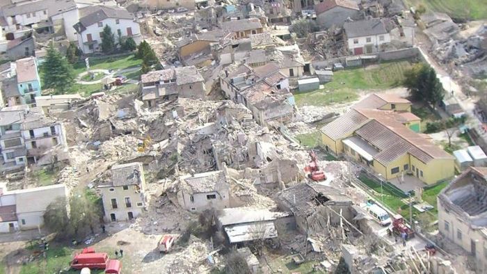 Italien erinnert an das Erdbeben von L'Aquila