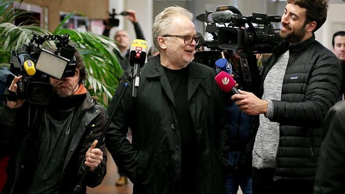 Streit am Flughafen: Grönemeyer sagt vor Gericht aus