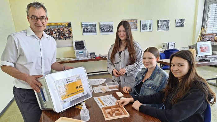 Hilfe bei der Berufswahl: „Jobs aus der Box“ bald an  Bayreuther Schulen