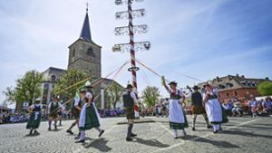 Weißenstadt: Maibaumfest wie aus dem Bilderbuch