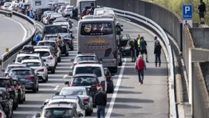 Mühseliger Start ins Osterwochenende: Staus auf Autobahnen