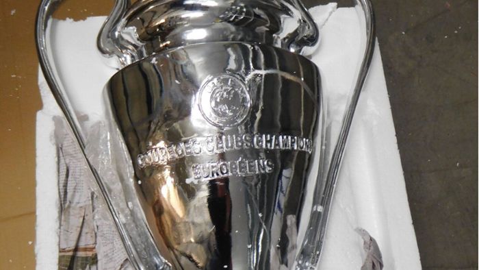 Bayern-Fan darf gefälschten Champions-League-Pokal nicht behalten