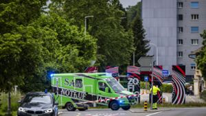 Angriff auf Passanten in der Schweiz: Stichwaffen-Attacke in der Schweiz: Motiv des Täters noch unklar
