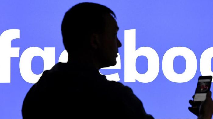 Facebook-Mitgründer will Zerschlagung des Online-Netzwerks