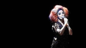 Auch Björks neues Album gehackt und im Internet veröffentlicht