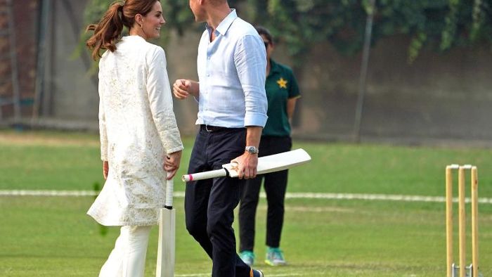 Cricket und Moschee-Besuch: William und Kate in Lahore