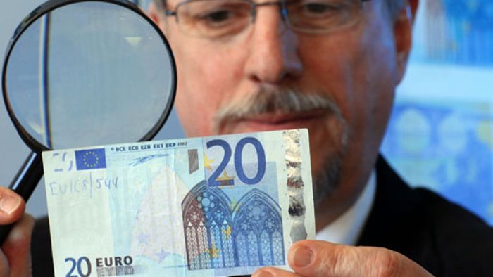 Falsche 20-Euro- Scheine aufgetaucht - Polizei warnt