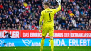 FC Augsburg wegen Investoren-Protests von DFB bestraft