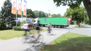 Hindenburgstraße: Fahrrad gegen Lastwagen