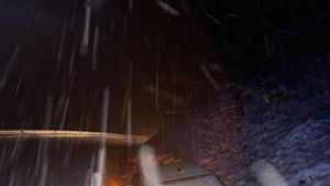 Wetter bremst Verkehr: Schneefälle stellen Autofahrer auf Geduldsproben