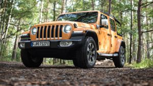 Autotest Jeep Wrangler: Unter Strom in den Schlamm