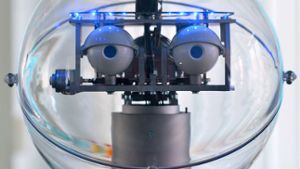 Patienten offen für Roboter statt Arzt