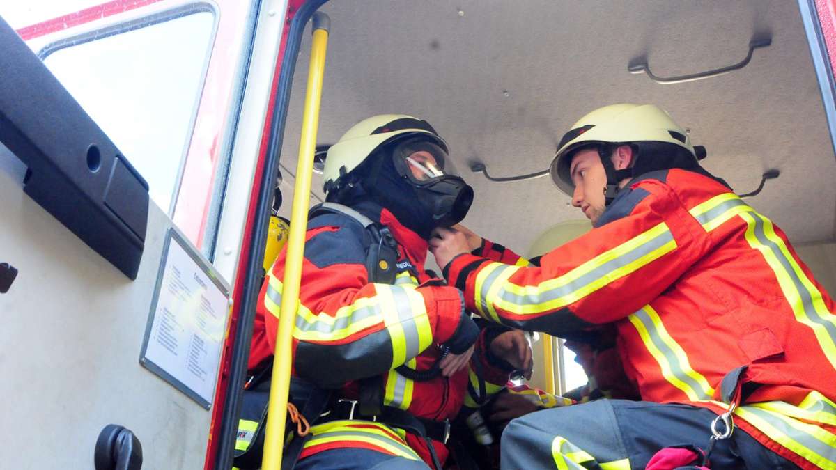 Bei der Dienstversammlung der Kommandanten soll es unter anderem um die Entlastung kleiner Wehren gehen: Feuerwehr: Hitzige Diskussion erwartet
