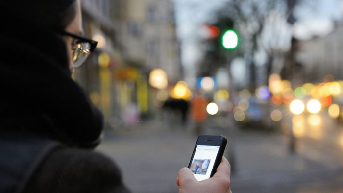 Studie: Smartphones lenken Fußgänger ab