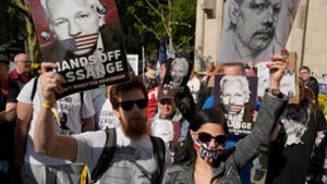 Jubel im Lager Assange: Vorerst keine Auslieferung an USA