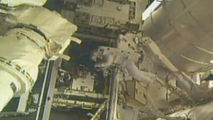 ISS bekommt neuen Landungssteg für private Raumschiffe