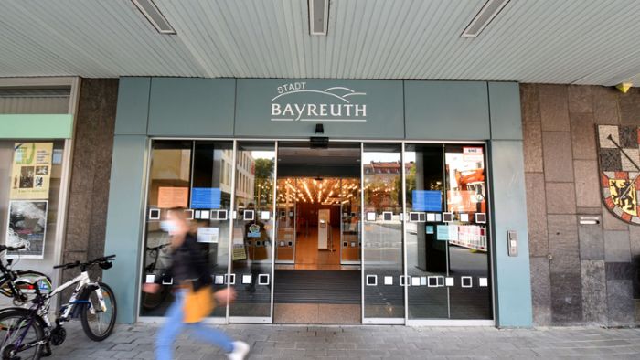 Zu viel Geld für Referenten?: Prüfungsverband rügt Stadt Bayreuth