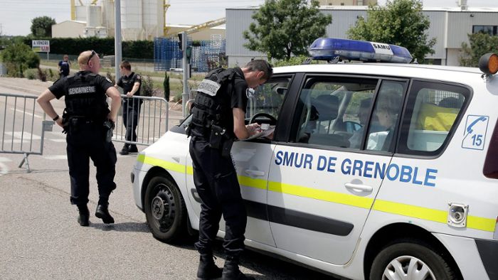 Terror in Frankreich - Mann bei Islamistenanschlag enthauptet