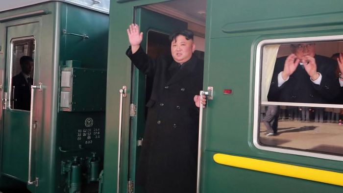 Kim reist 4500 Kilometer mit dem Zug zum Gipfel mit Trump