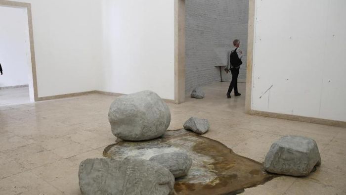 Biennale startet: Litauen gewinnt, Deutschland geht leer aus