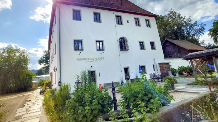 Leupoldsdorf: Hammerschloss sucht neuen Besitzer