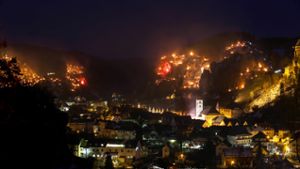 Tausende bei Lichterprozession in Pottenstein