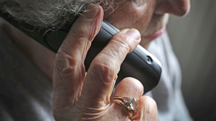 Pottenstein : Telefonbetrüger zocken 80-Jährige ab