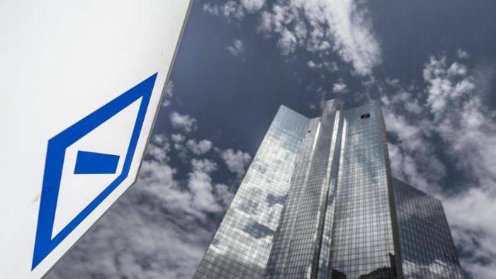 Radikaler Umbau: Deutsche Bank streicht rund 18.000 Stellen