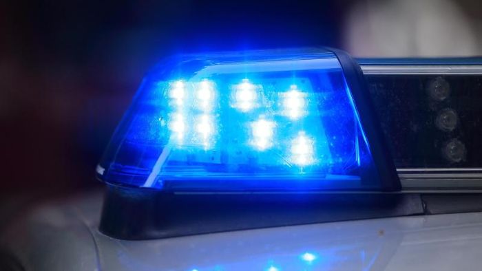 Mann in Hamburger Möbelhaus attackiert und schwer verletzt