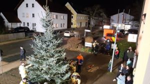 „Anschlag auf Advent“: Ein neuer Christbaum für Weidenberg