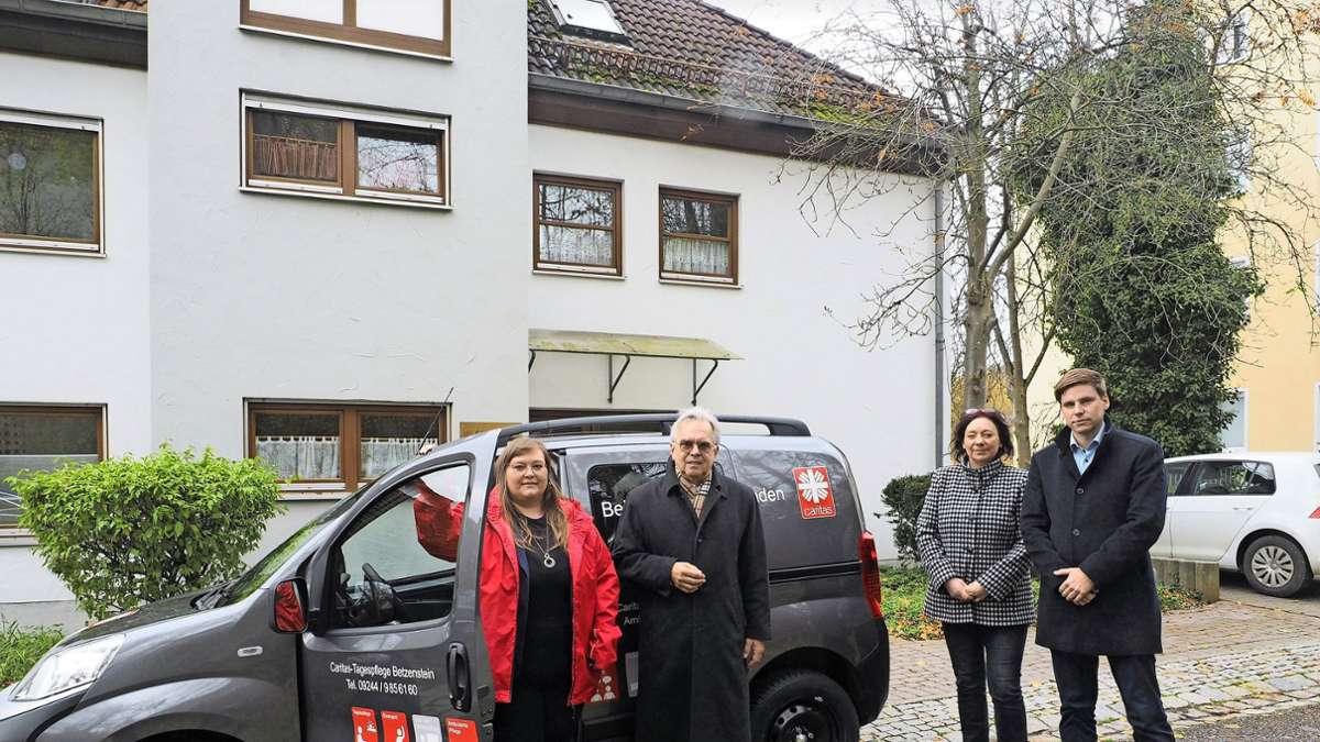 Caritasstation Pegnitz: Neues Auto: Kapazitäten für weitere Patienten