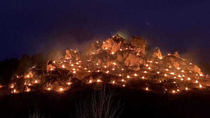 Lichterfest: Tausende Feuer lodern in Pottenstein
