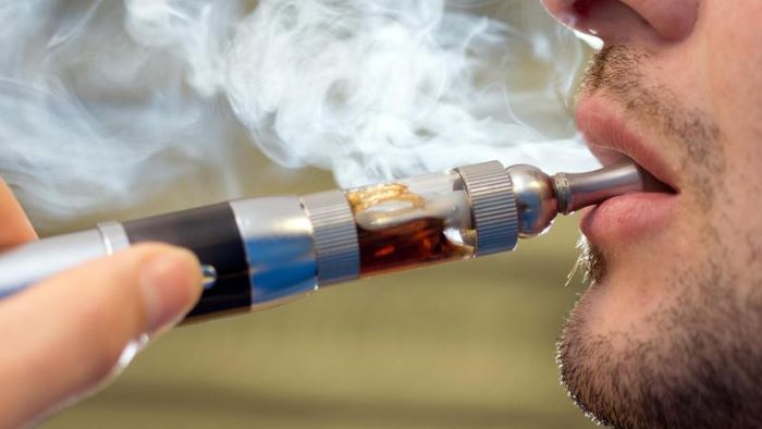 Lungenprobleme nach E-Zigaretten: Erster Toter in den USA