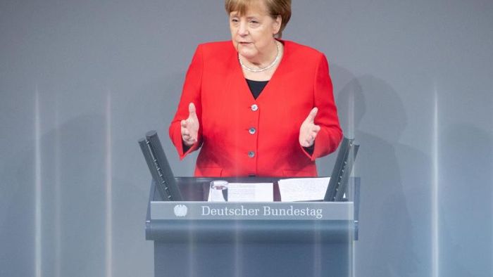 Merkel bringt weiteren EU-Gipfel zu Brexit ins Gespräch