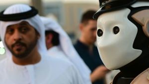Robocop verstärkt Polizei in Dubai