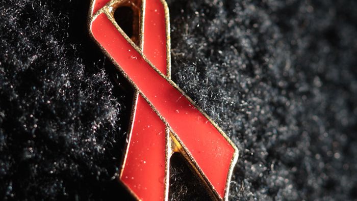 Frau mit HIV infiziert: Mann muss zahlen
